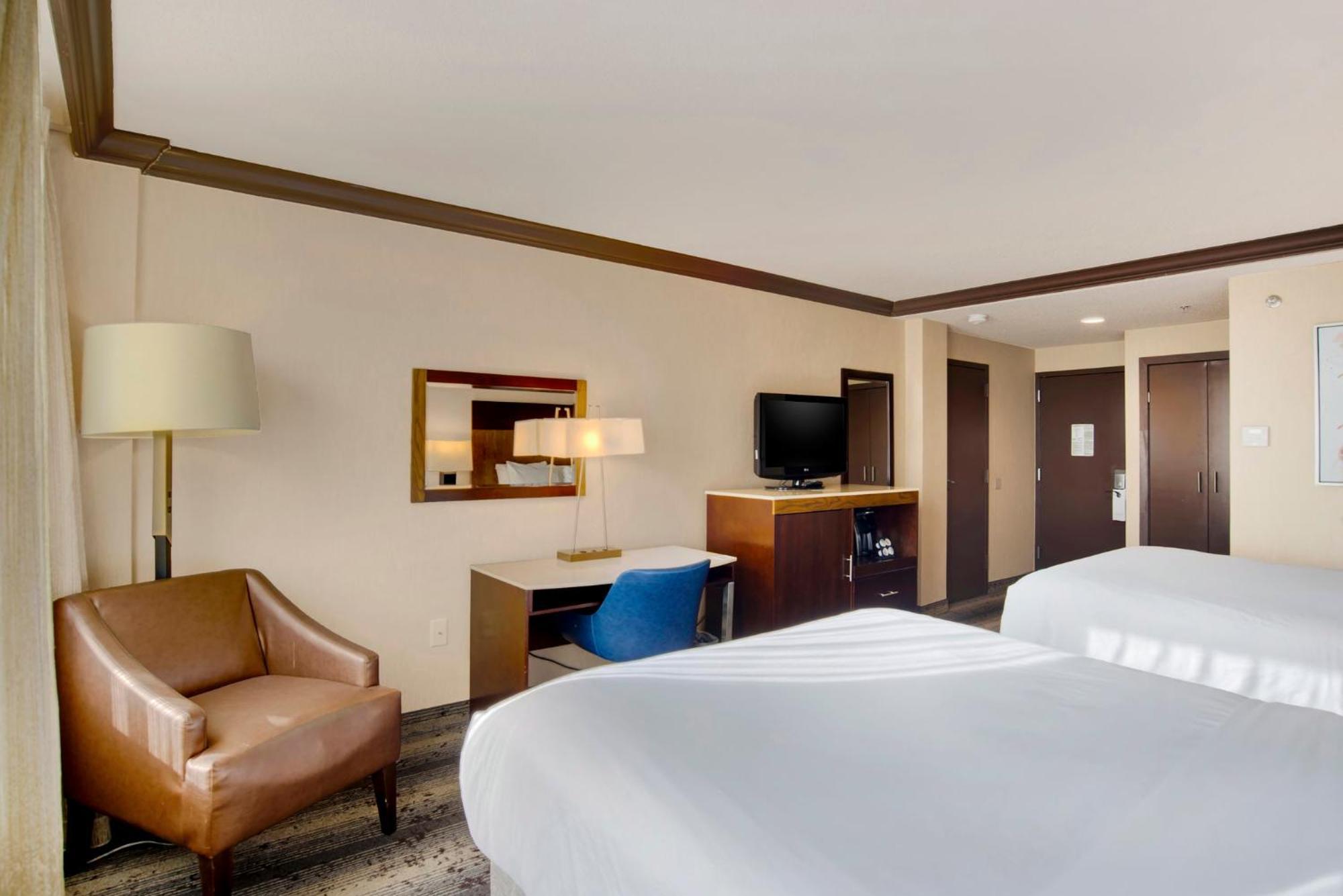Crowne Plaza Hotel Harrisburg-Hershey By Ihg Dış mekan fotoğraf