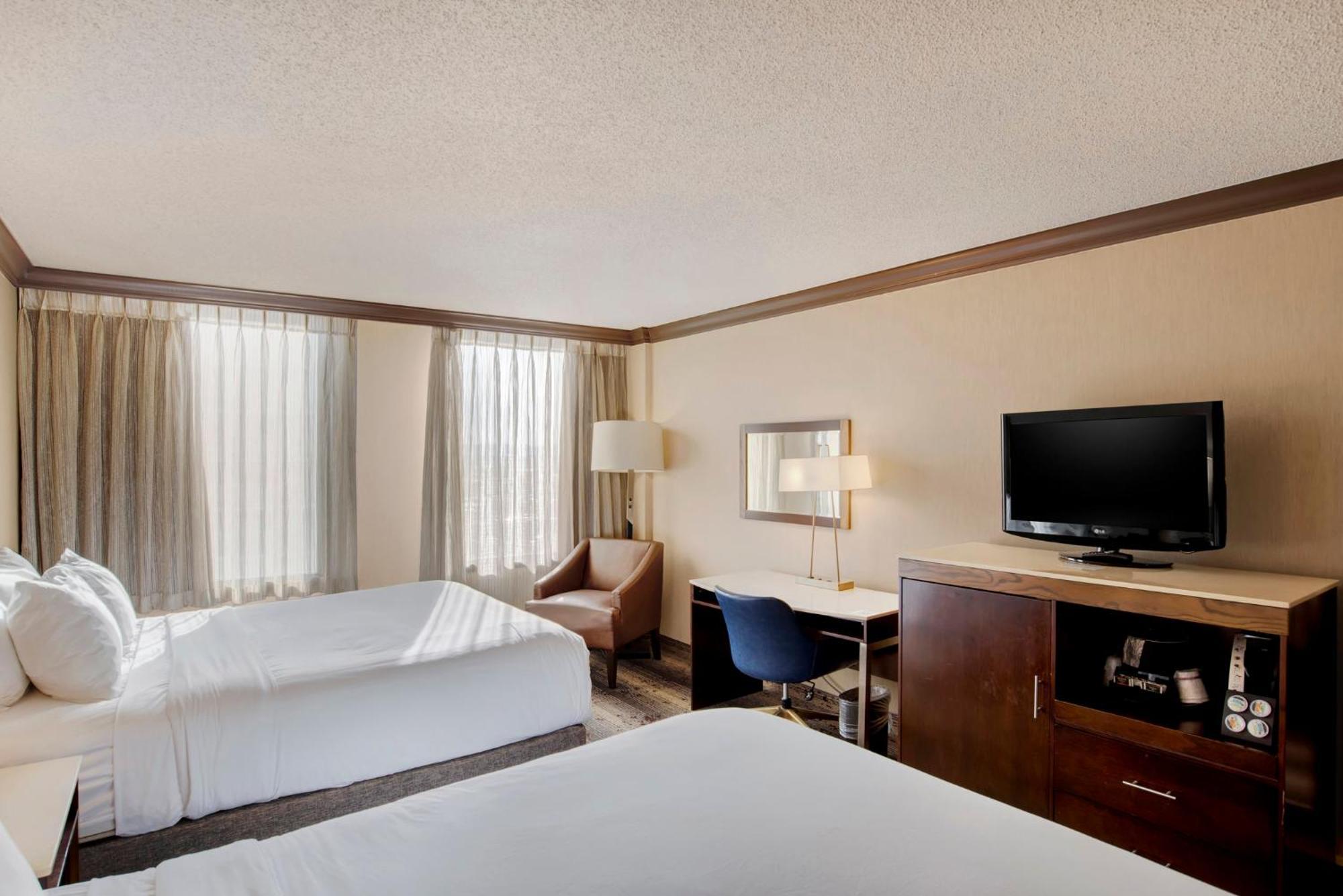 Crowne Plaza Hotel Harrisburg-Hershey By Ihg Dış mekan fotoğraf