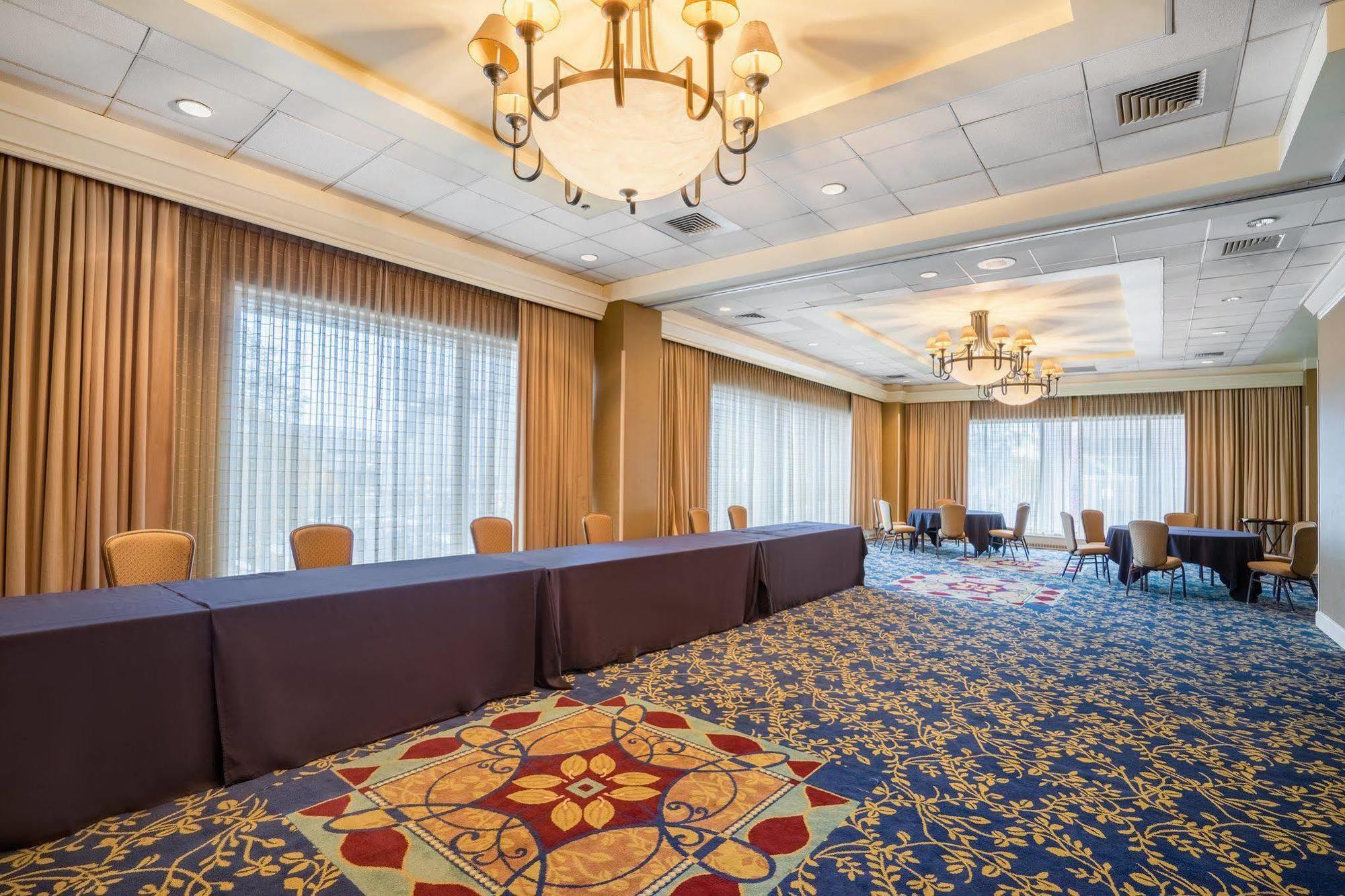 Crowne Plaza Hotel Harrisburg-Hershey By Ihg Dış mekan fotoğraf